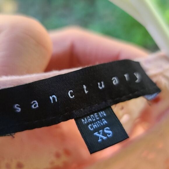 Sanctuary Crochet light pink sweater - Picture 5 of 6